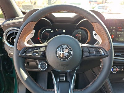 2025 Alfa Romeo Stelvio AWD