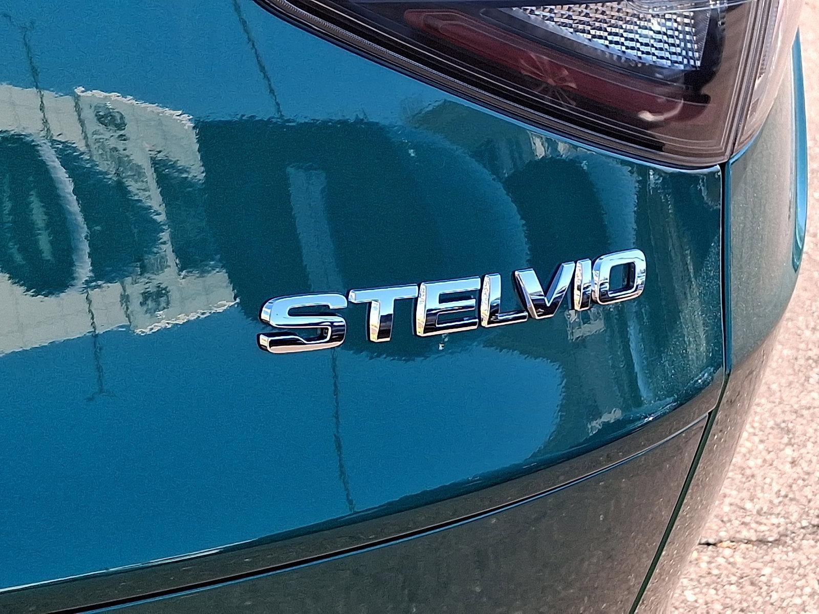 2025 Alfa Romeo Stelvio AWD