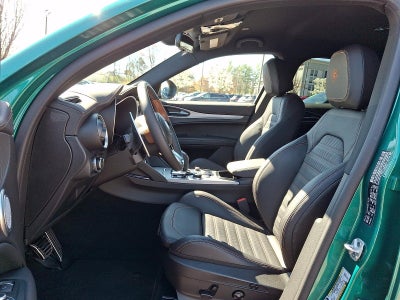 2025 Alfa Romeo Stelvio AWD