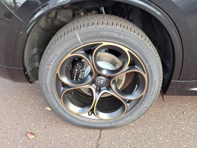 2025 Alfa Romeo Stelvio AWD