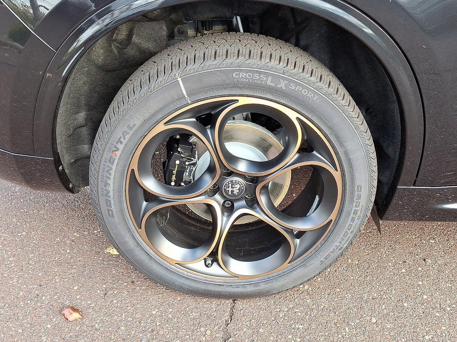 2025 Alfa Romeo Stelvio AWD