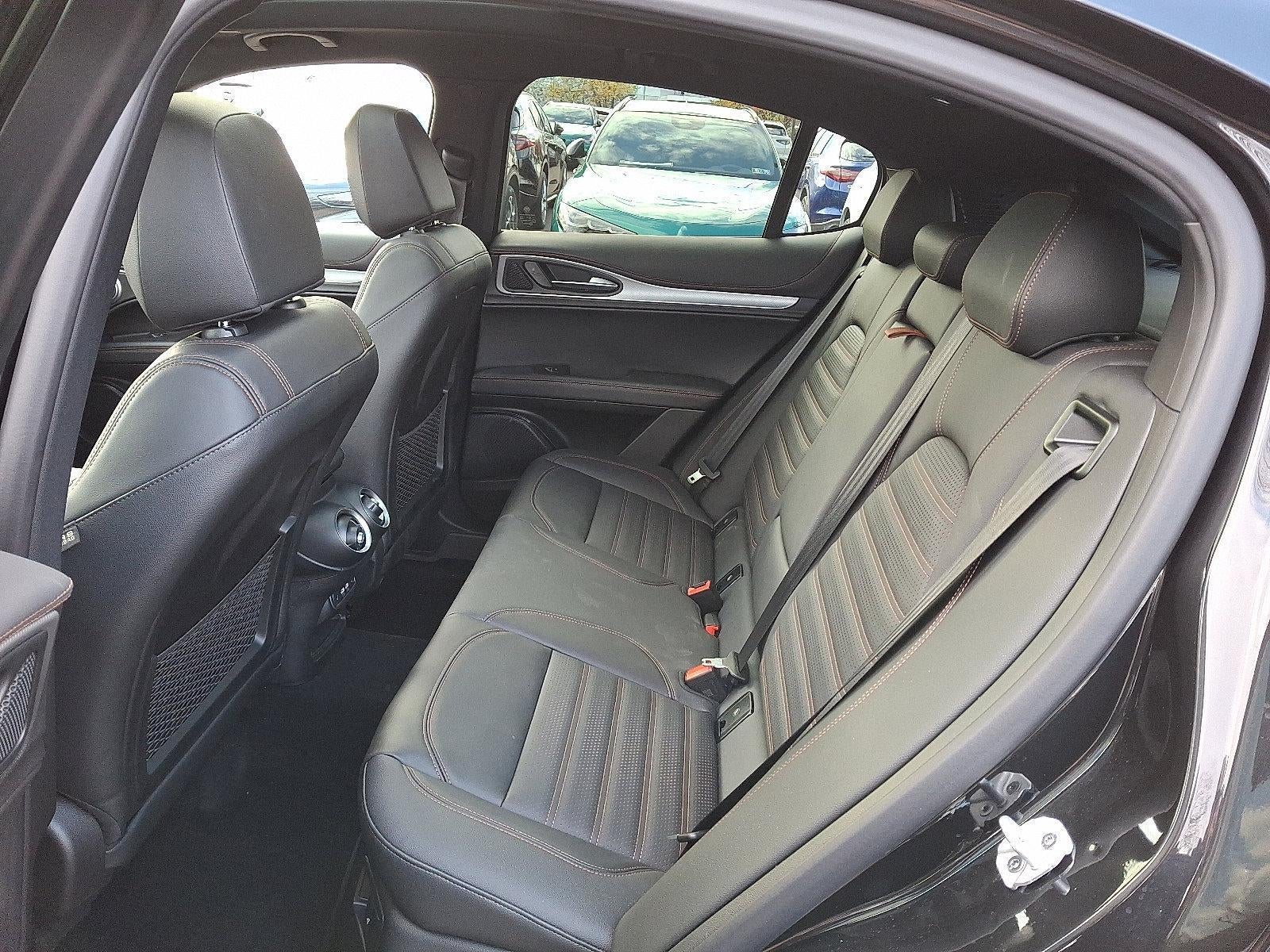 2025 Alfa Romeo Stelvio AWD