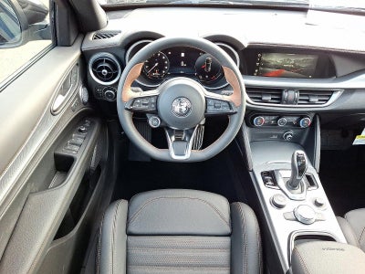 2025 Alfa Romeo Stelvio AWD