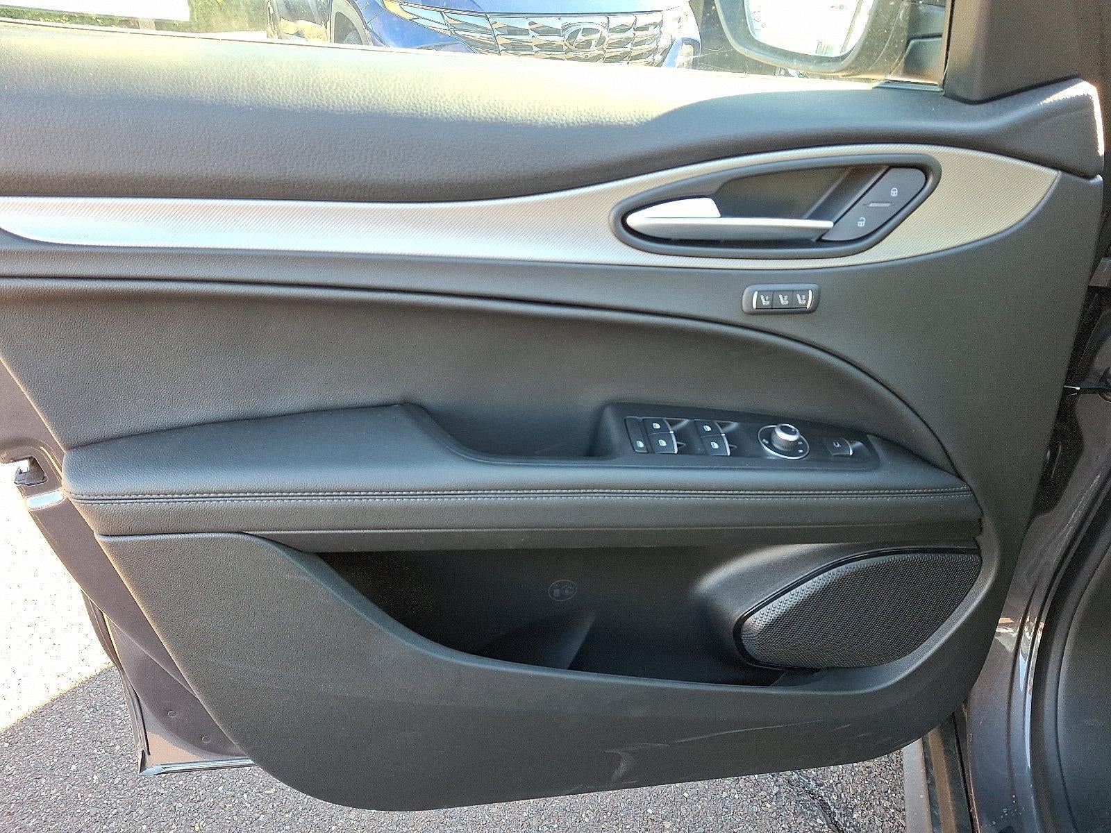 2025 Alfa Romeo Stelvio AWD