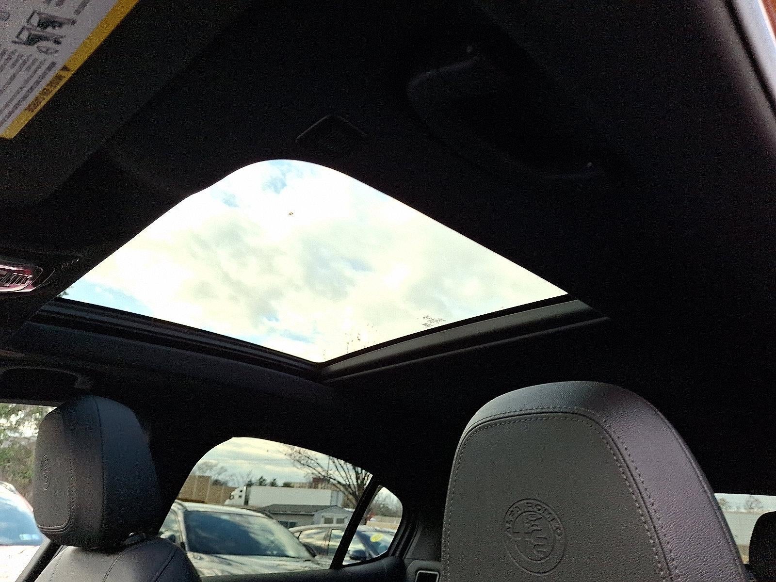 2025 Alfa Romeo Stelvio AWD