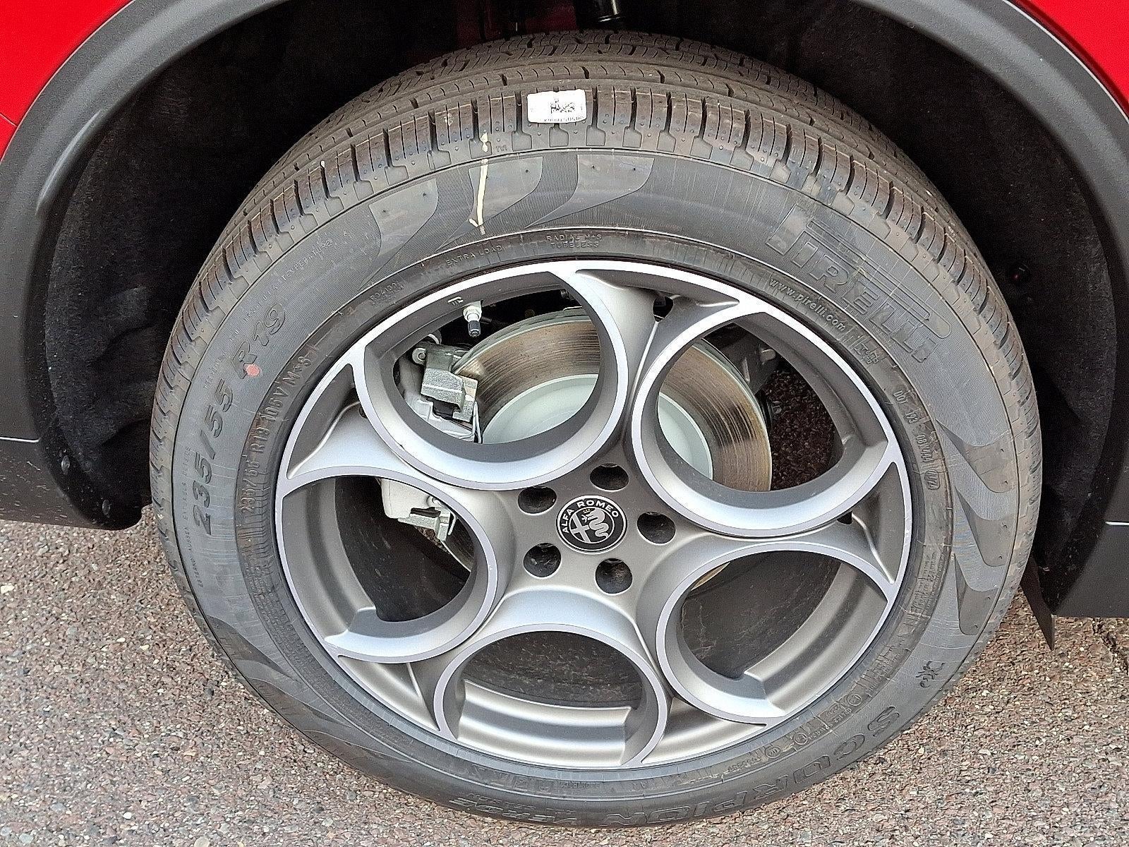 2025 Alfa Romeo Stelvio AWD