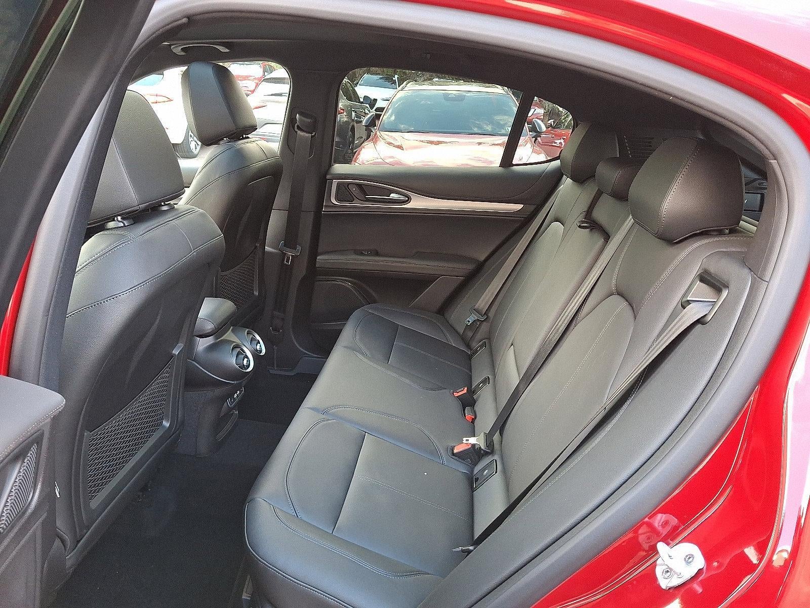 2025 Alfa Romeo Stelvio AWD