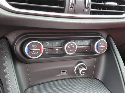 2025 Alfa Romeo Stelvio AWD