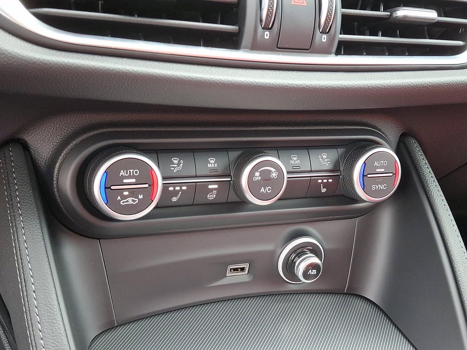 2025 Alfa Romeo Stelvio AWD