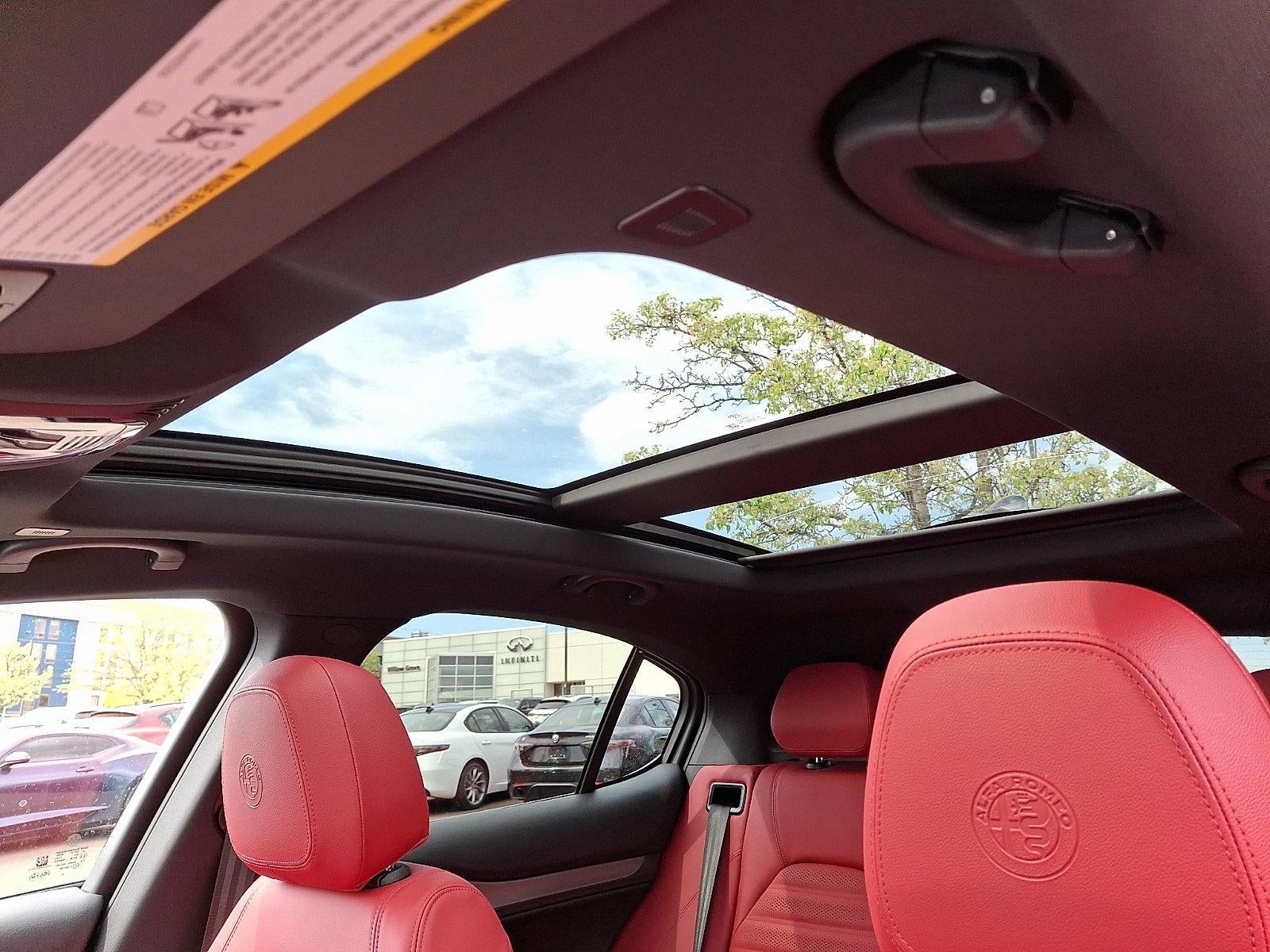 2025 Alfa Romeo Stelvio AWD