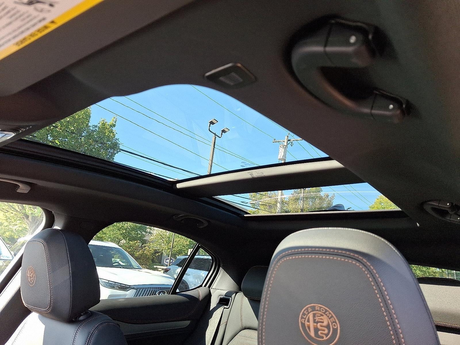 2025 Alfa Romeo Stelvio AWD