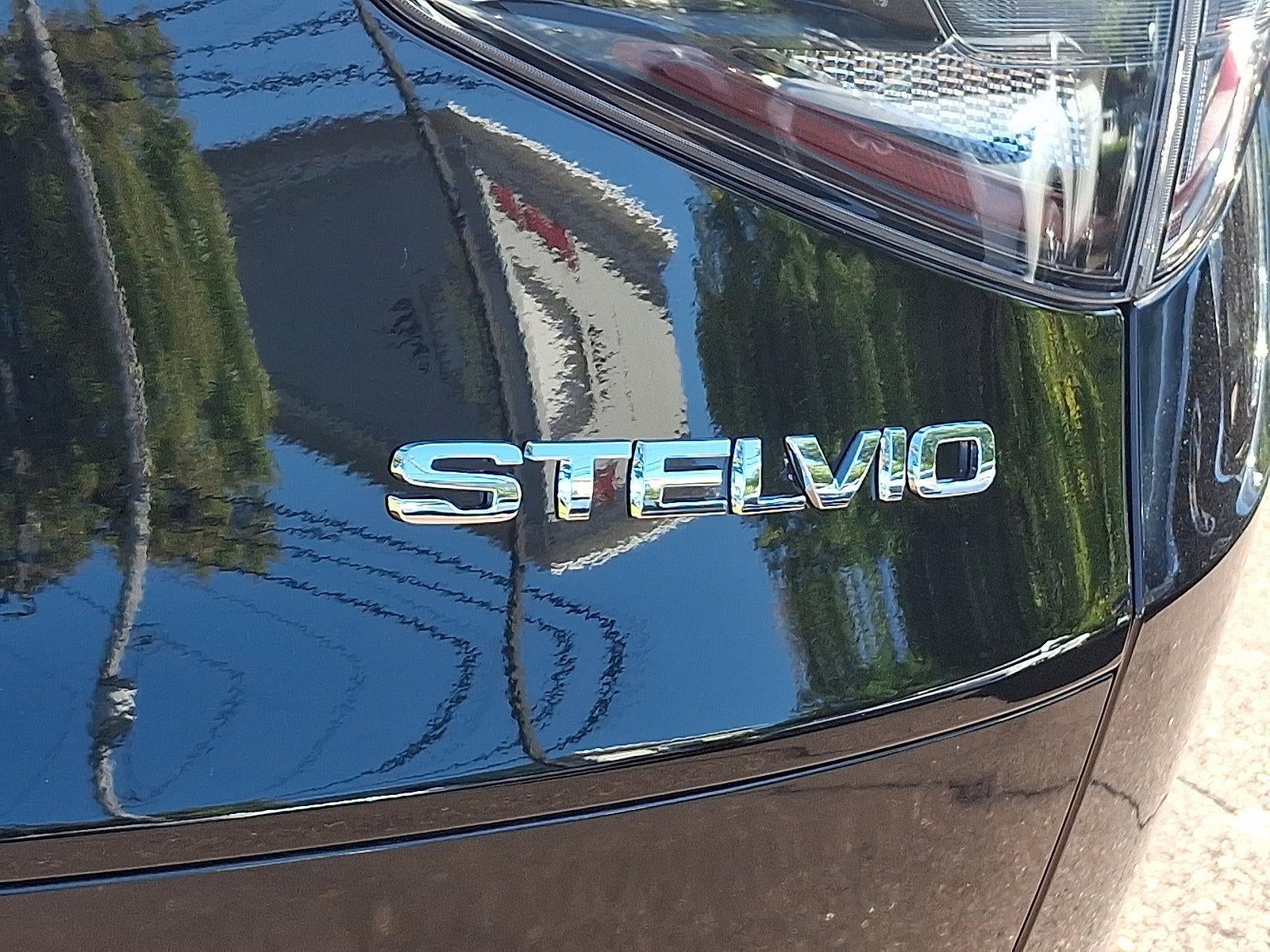 2025 Alfa Romeo Stelvio AWD