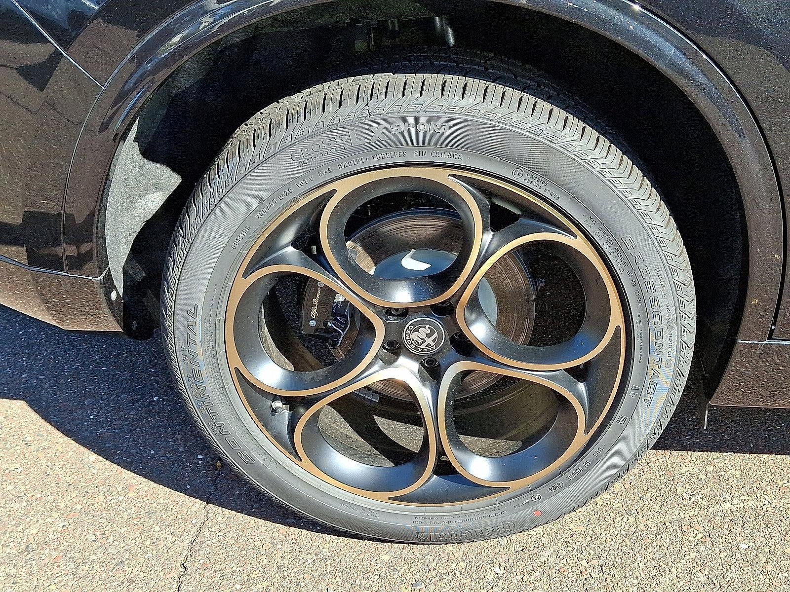 2025 Alfa Romeo Stelvio AWD