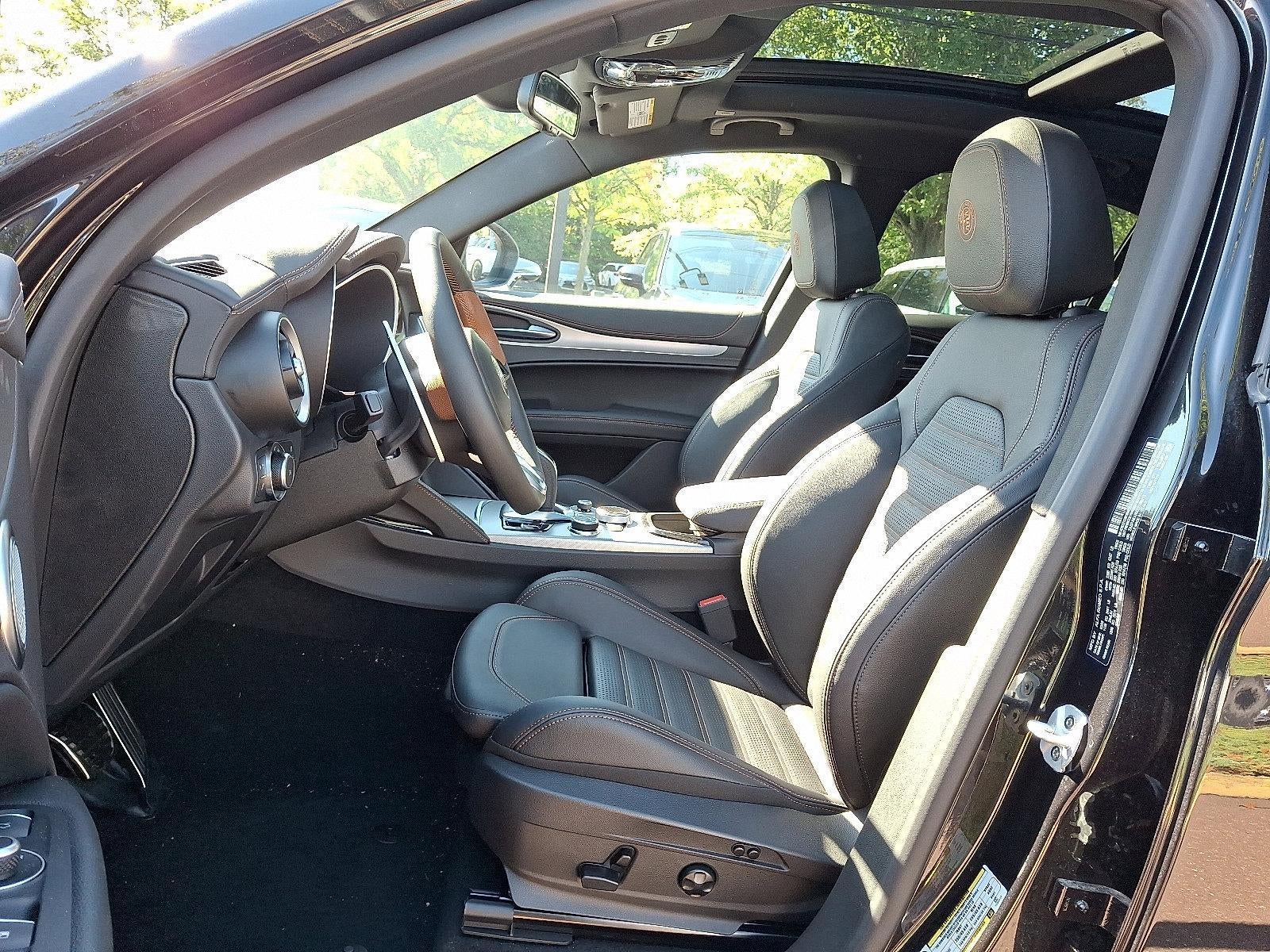 2025 Alfa Romeo Stelvio AWD