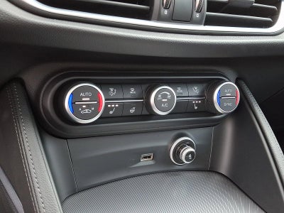 2023 Alfa Romeo Stelvio Veloce AWD