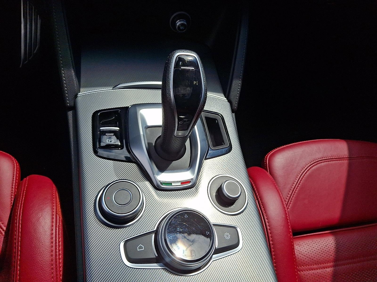 2022 Alfa Romeo Stelvio Veloce AWD