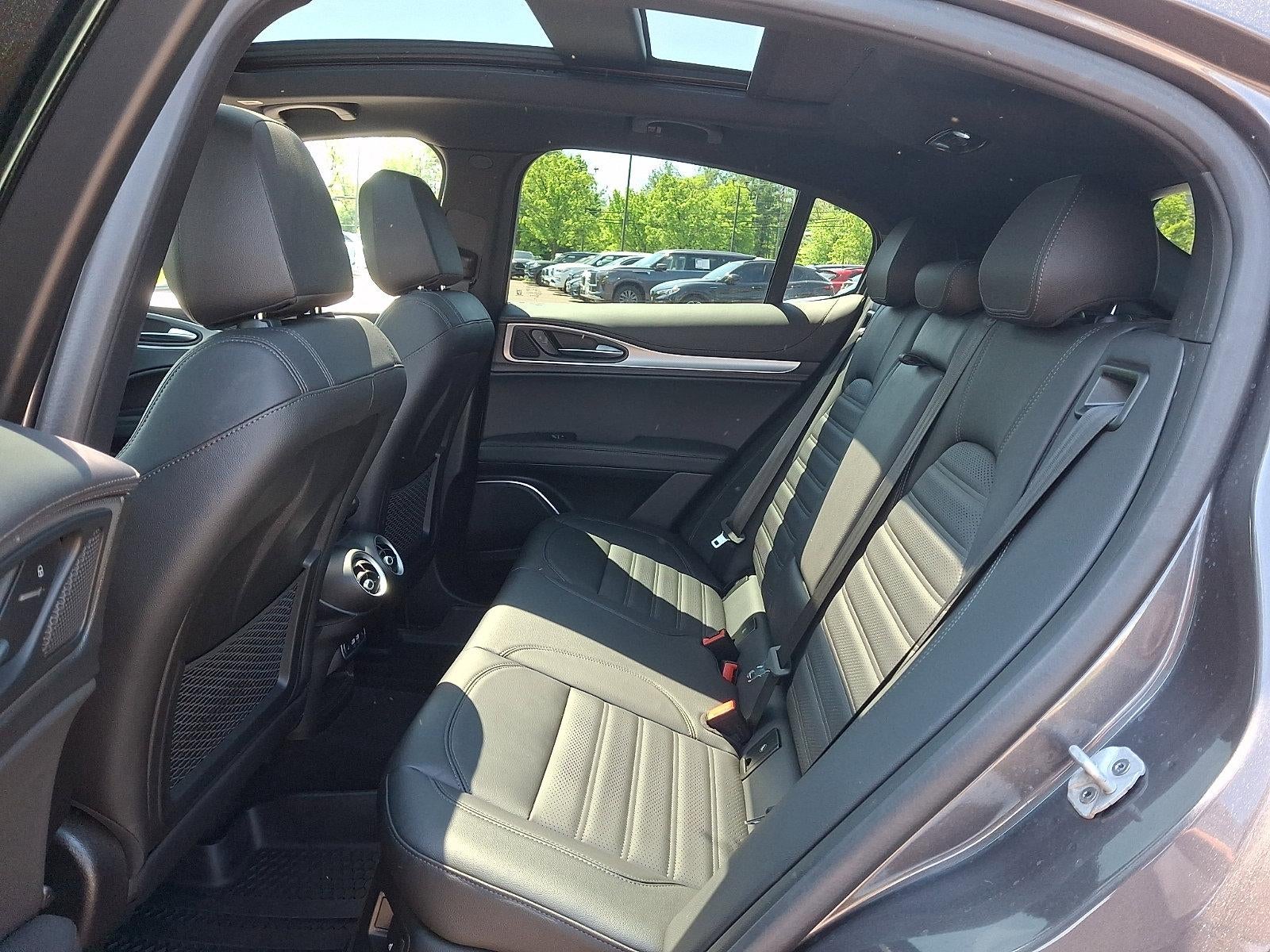 2023 Alfa Romeo Stelvio Veloce AWD