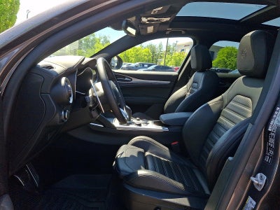 2023 Alfa Romeo Stelvio Veloce AWD