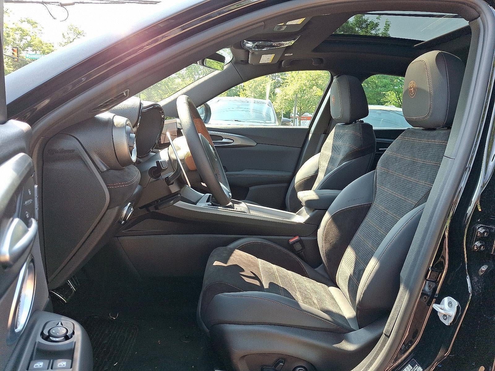 2025 Alfa Romeo Tonale Special Edition Intensa EAWD