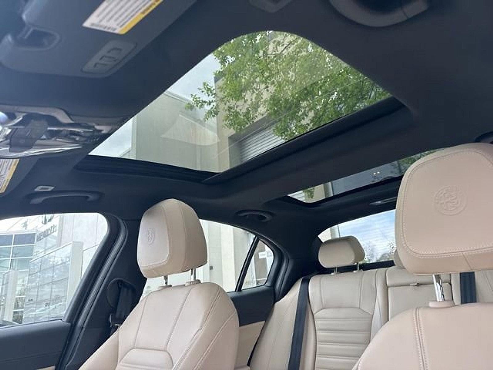 2023 Alfa Romeo Giulia Lusso AWD