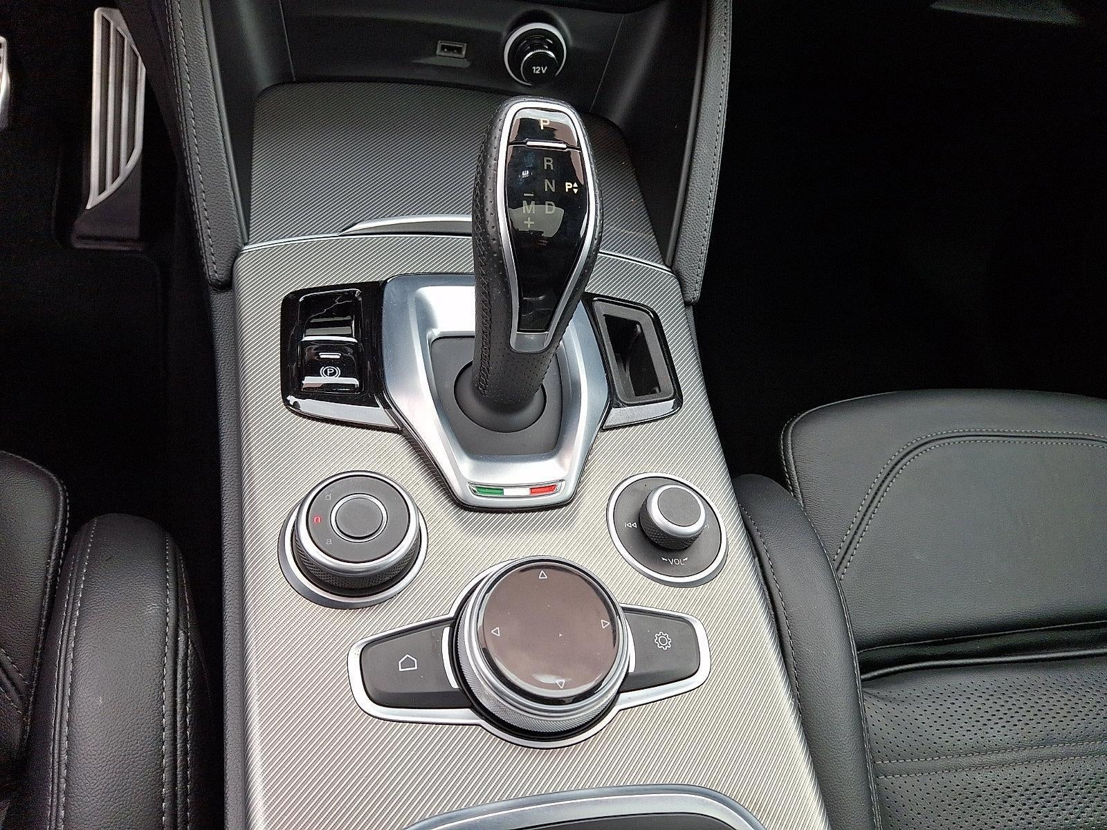 2023 Alfa Romeo Stelvio Veloce AWD