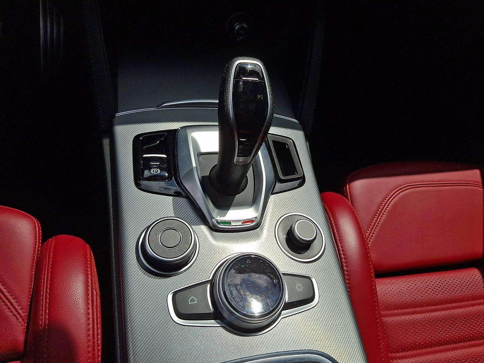 2023 Alfa Romeo Stelvio Veloce AWD