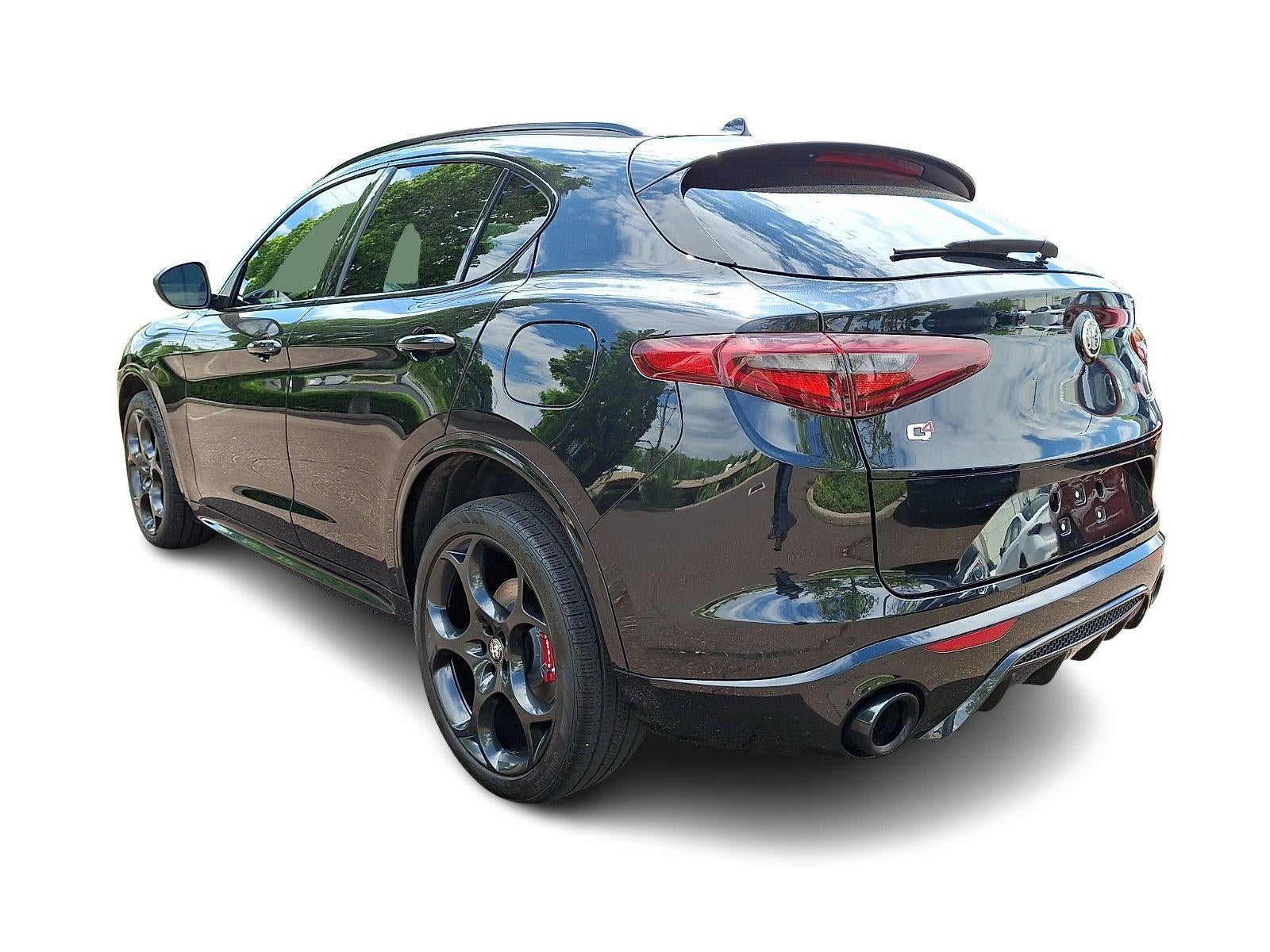 2023 Alfa Romeo Stelvio Veloce AWD