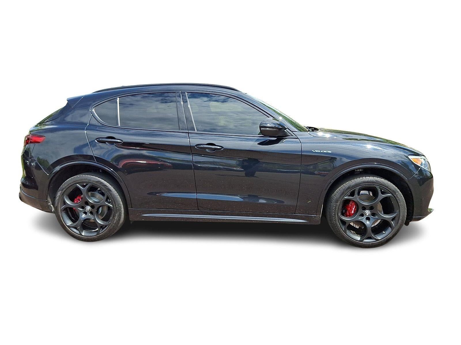2023 Alfa Romeo Stelvio Veloce AWD