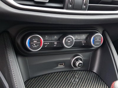 2023 Alfa Romeo Stelvio Estrema AWD