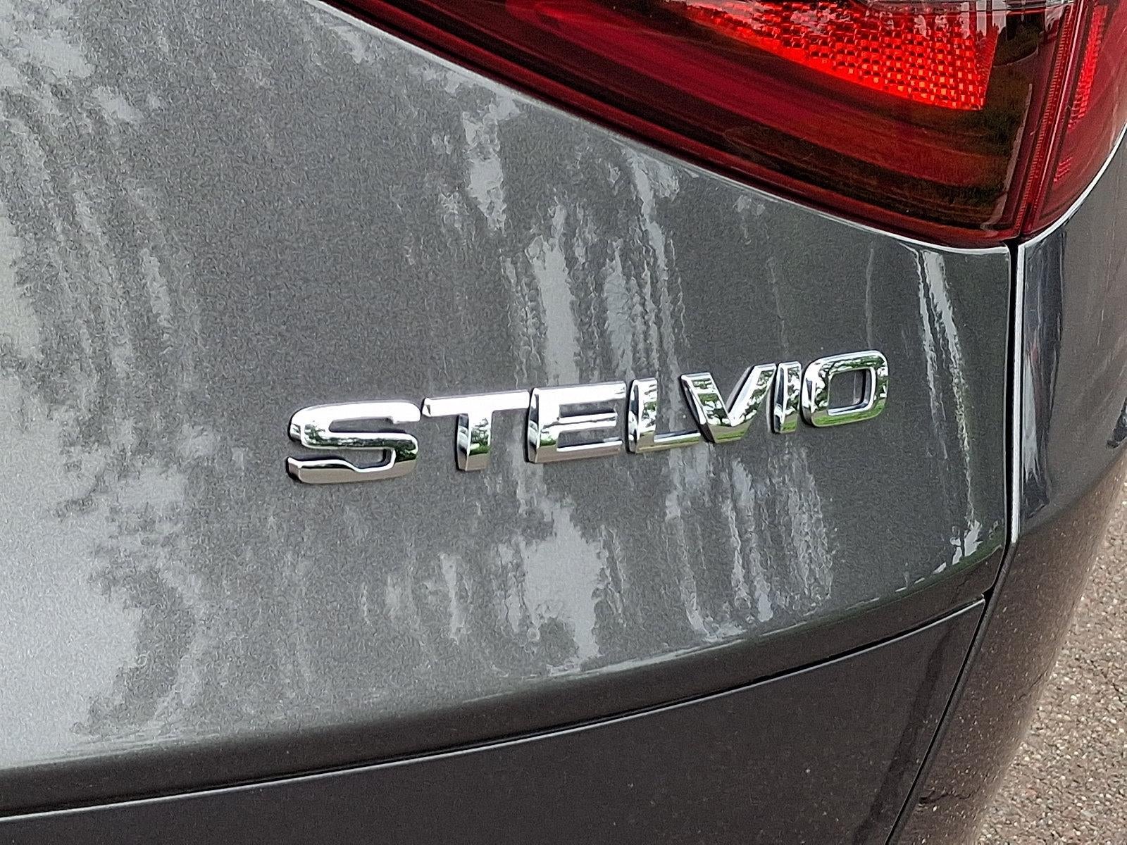 2023 Alfa Romeo Stelvio Veloce AWD