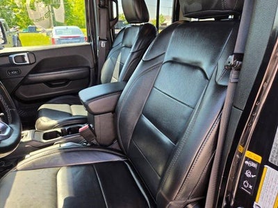 2022 Jeep Wrangler Unlimited Sahara Altitude 4x4