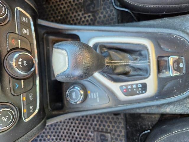 2015 Jeep Cherokee 4WD 4dr Latitude