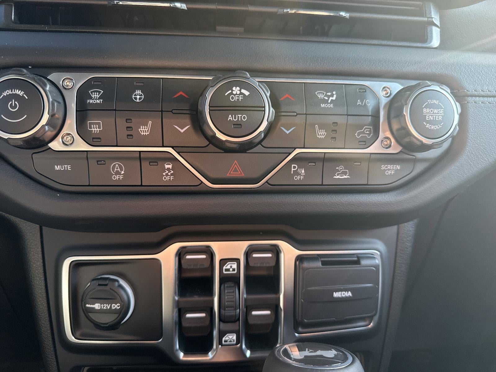 2026 Jeep Wrangler Sahara 4 Door 4x4