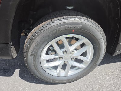 2026 Jeep Grand Cherokee Laredo X 4x4