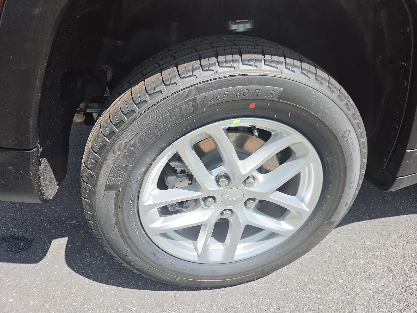 2026 Jeep Grand Cherokee Laredo X 4x4