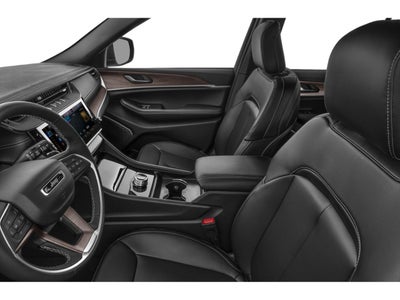 2026 Jeep Grand Cherokee Laredo X 4x4