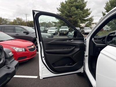 2025 Jeep Grand Cherokee Altitude X 4x4