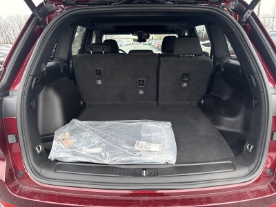 2025 Jeep Grand Cherokee Laredo X 4x4