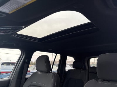 2025 Jeep Grand Cherokee Laredo X 4x4