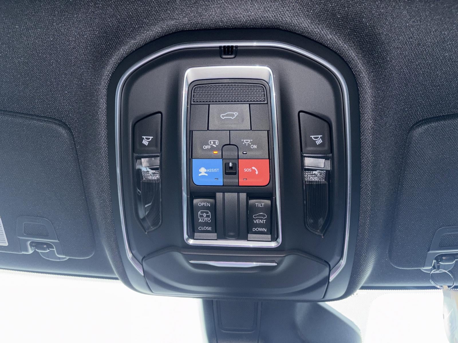 2025 Jeep Grand Cherokee Laredo X 4x4