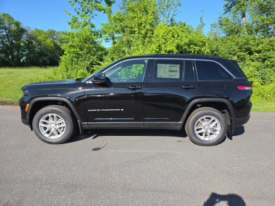 2026 Jeep Grand Cherokee Laredo X 4x4