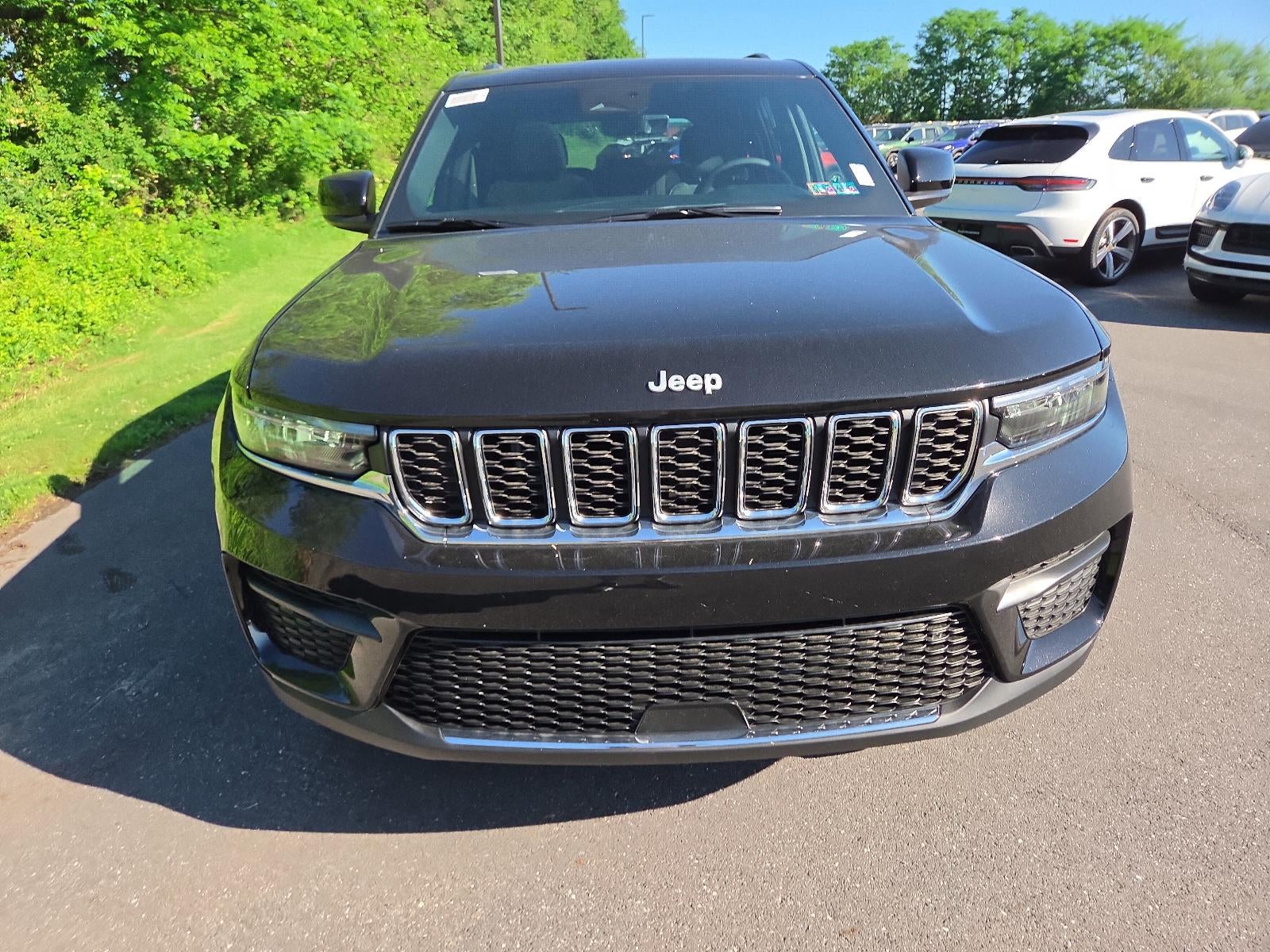 2026 Jeep Grand Cherokee Laredo X 4x4