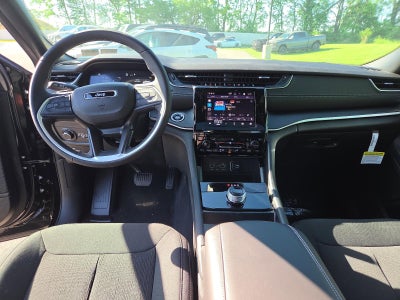 2026 Jeep Grand Cherokee Laredo X 4x4