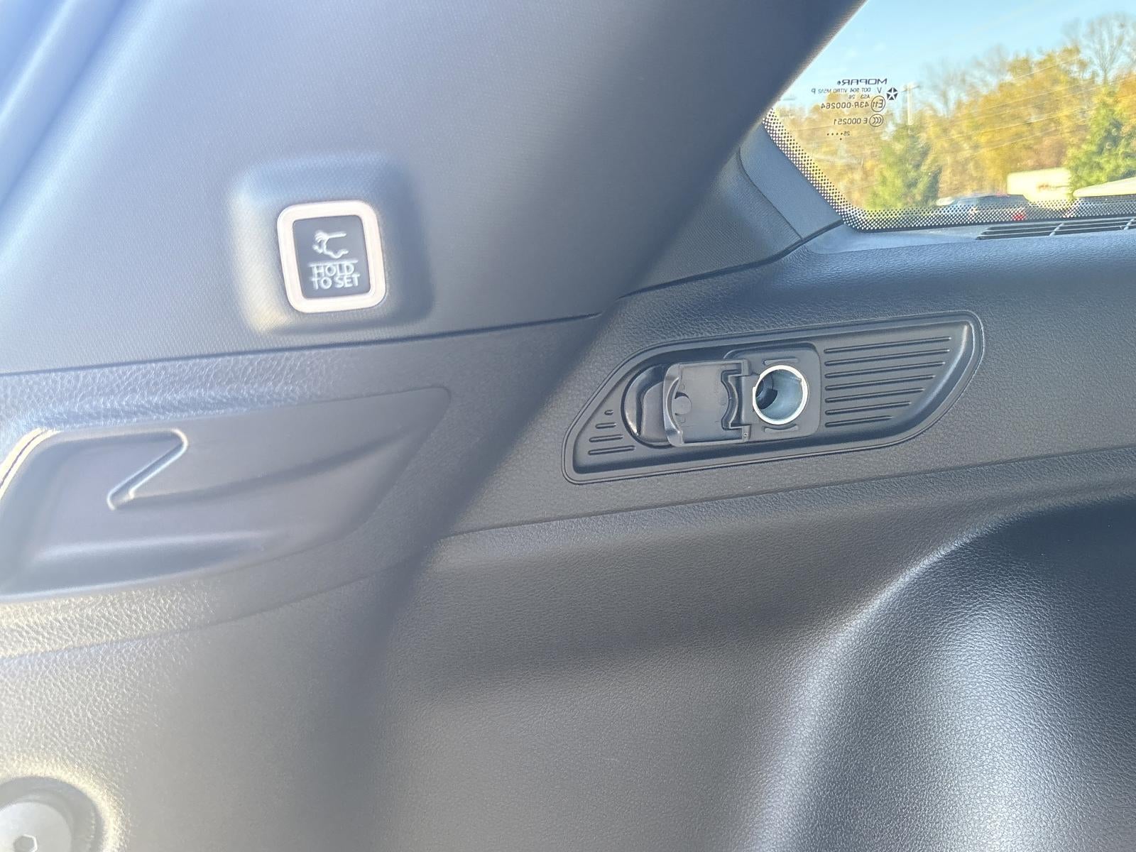 2025 Jeep Grand Cherokee Altitude X 4x4