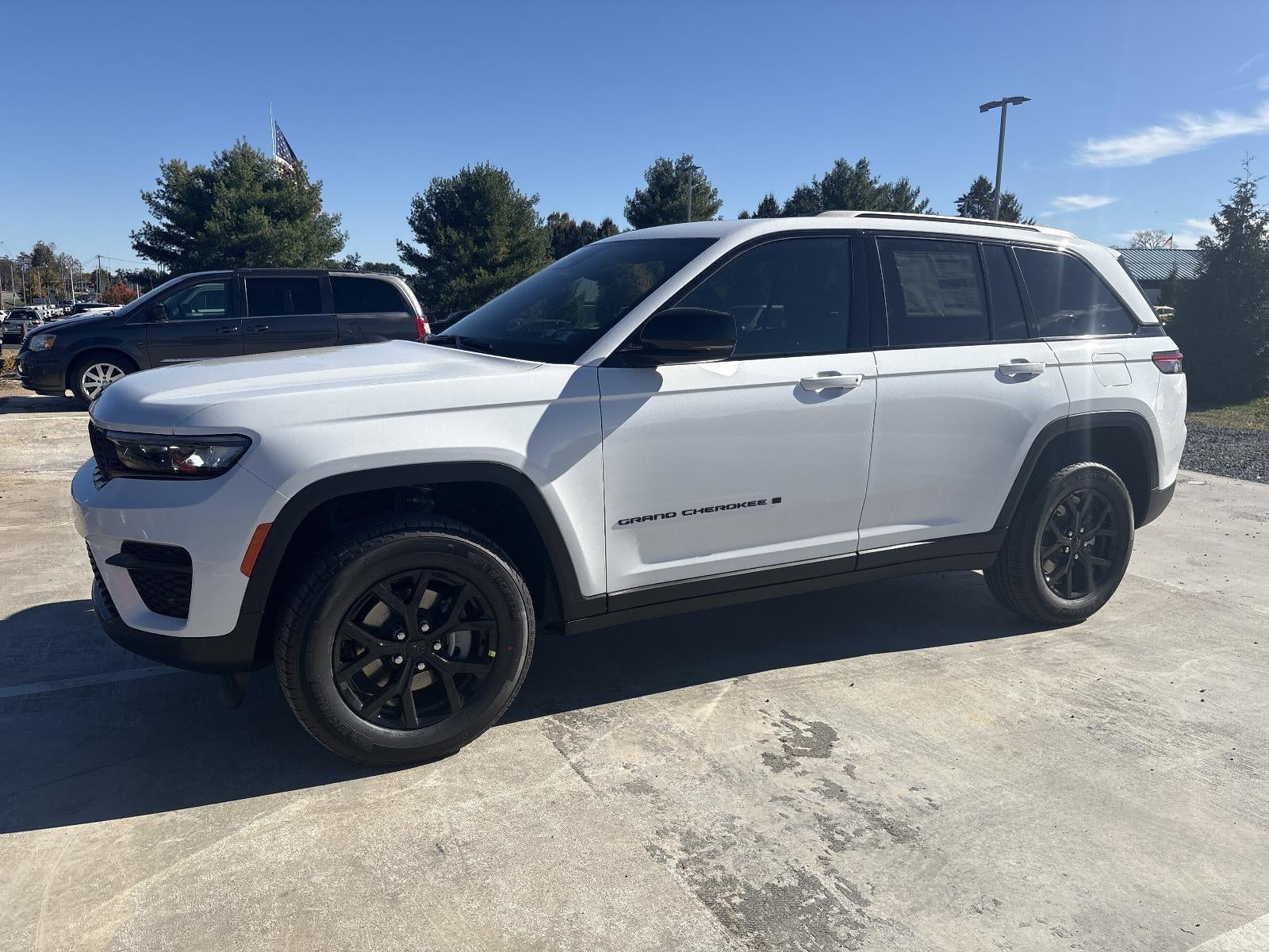 2025 Jeep Grand Cherokee Altitude X 4x4