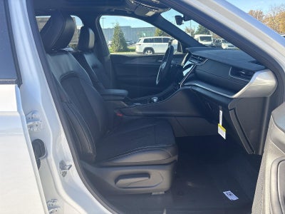 2025 Jeep Grand Cherokee Altitude X 4x4