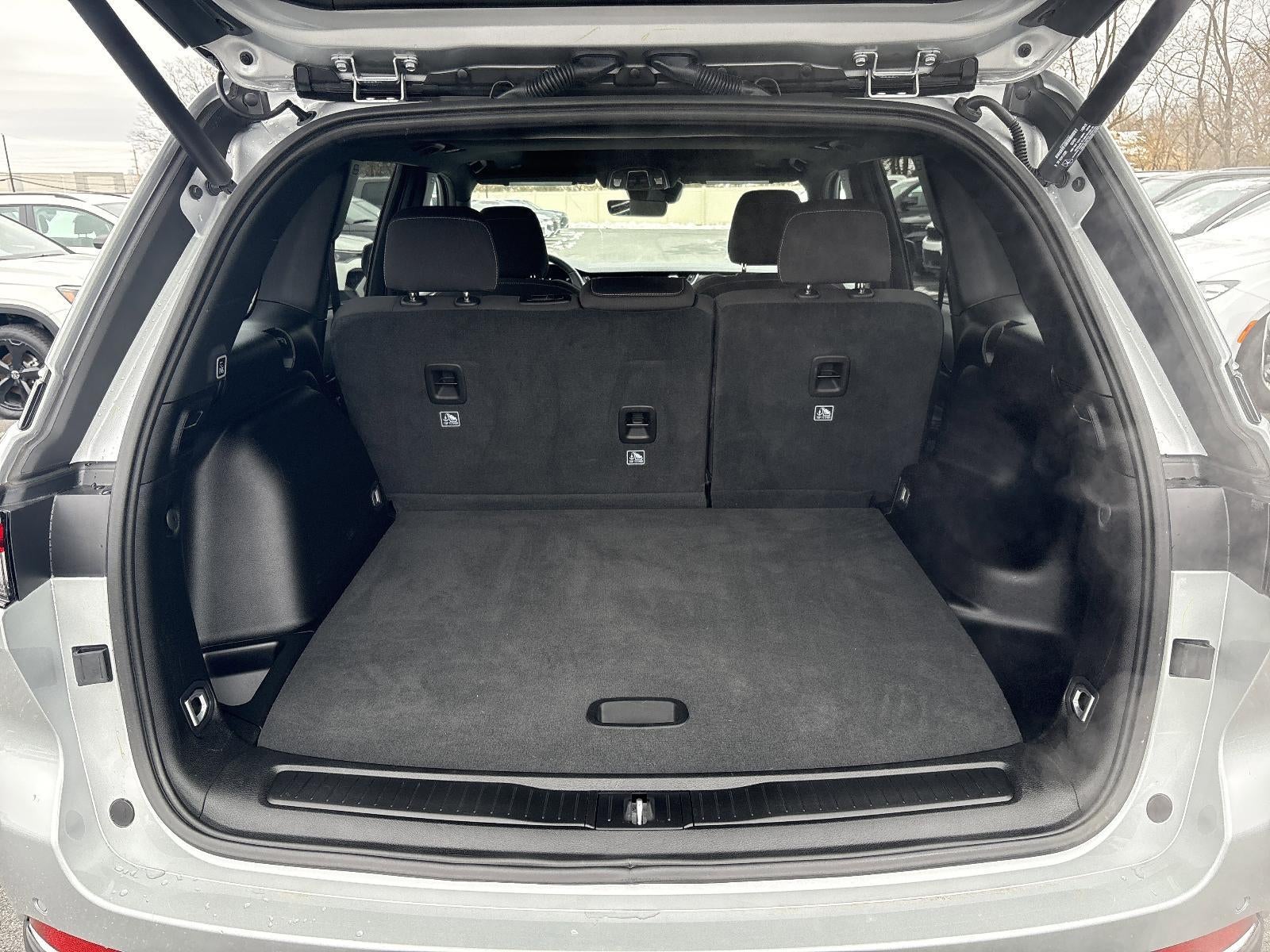 2025 Jeep Grand Cherokee Laredo X 4x4