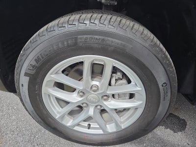 2025 Jeep Grand Cherokee Laredo X 4x4