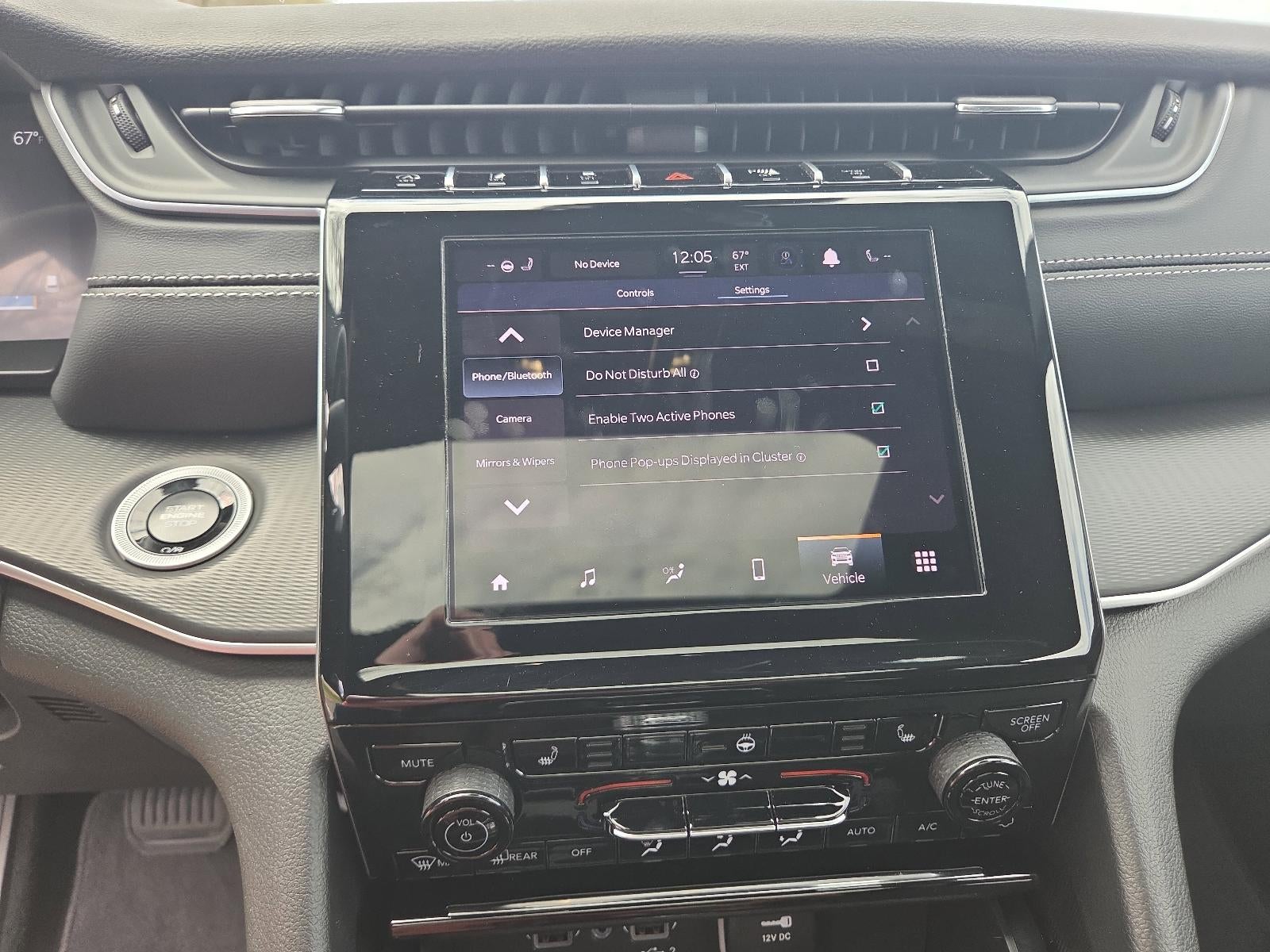 2025 Jeep Grand Cherokee Laredo X 4x4