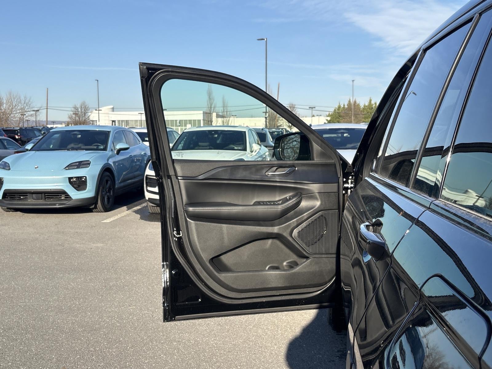 2025 Jeep Grand Cherokee Altitude X 4x4